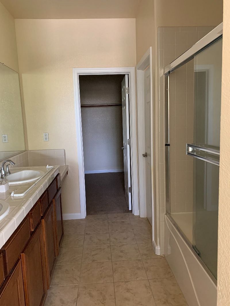 Furnished Finder property 271241_2 photo 3