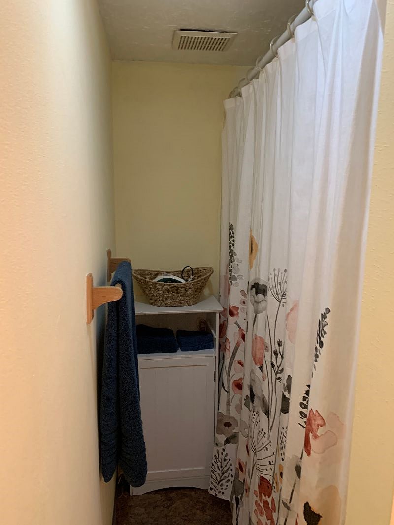 The little washer now sits here - see last photo.
