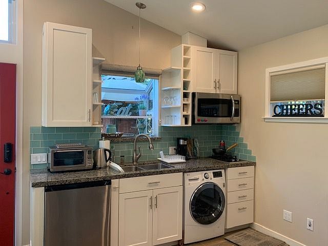 Furnished Finder property 271388_1 photo 3