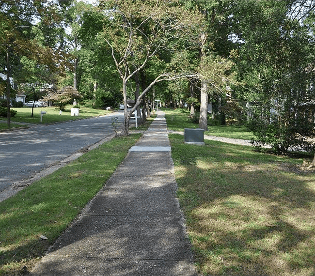 Great quiet neighborhood for walking.
