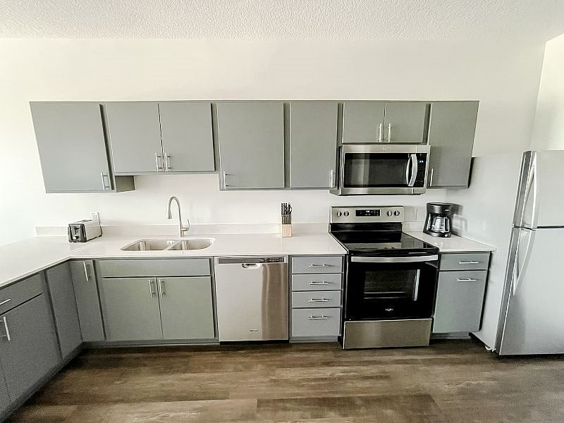 Furnished Finder property 271437_10 photo 6
