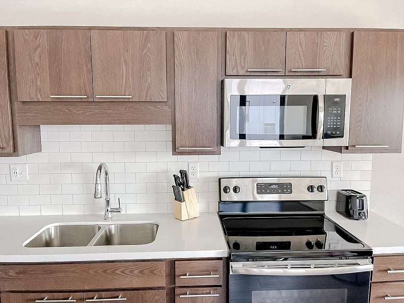 Furnished Finder property 271437_5 photo 8