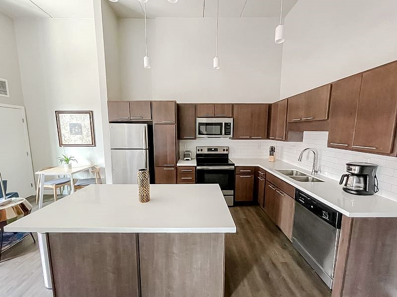 Furnished Finder property 271437_9 photo 3