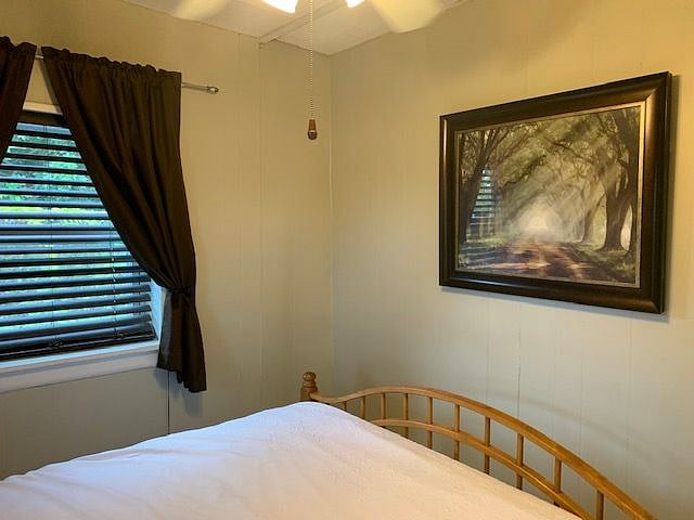 Relaxing pictures and light blocking curtains for a restful sleep anytime of day !