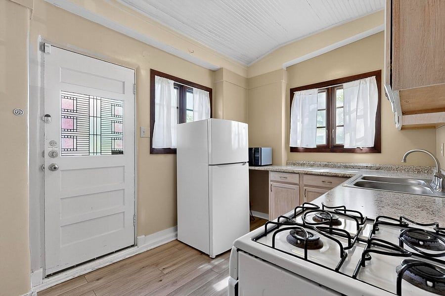 Furnished Finder property 272166_4 photo 6