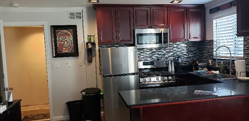 Furnished Finder property 272373_1 photo 4