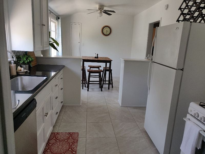 Furnished Finder property 272425_1 photo 3