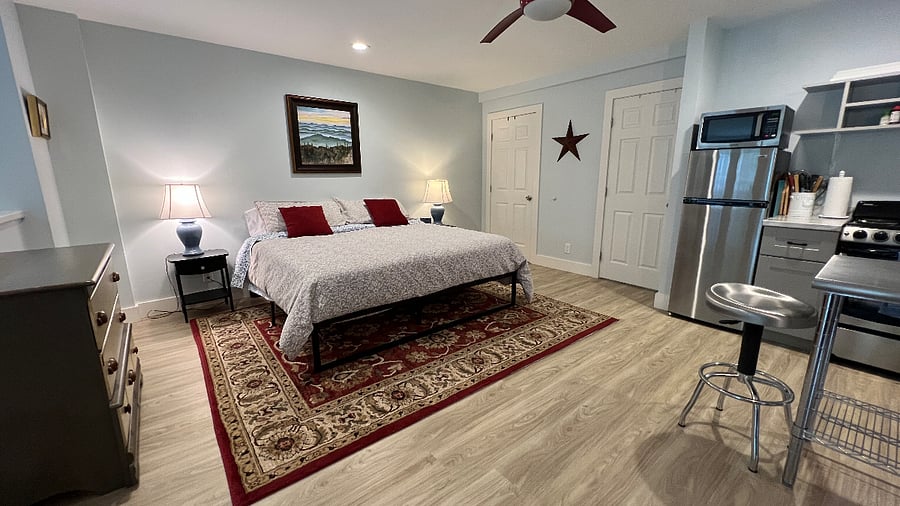 King Size Bed
