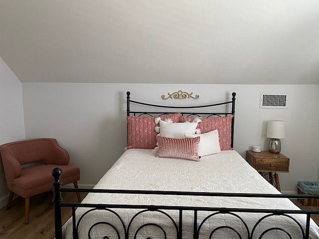 Furnished Finder property 273093_1 photo 16