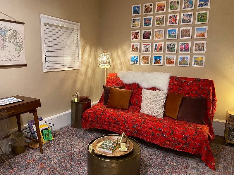 Sofa converts to Queen size futon bed