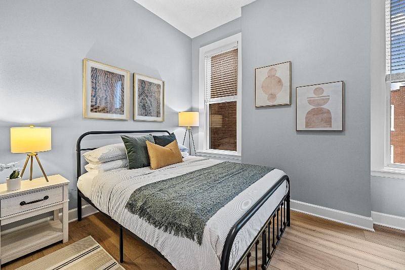 Middle bedroom!