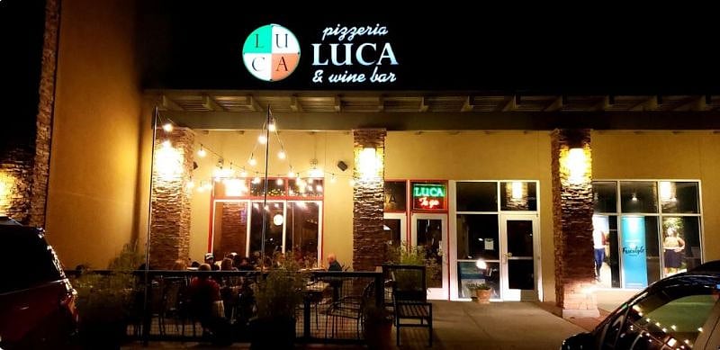 Two great restaurants are just 2 miles from the property and over a dozen more are within 5 miles. 