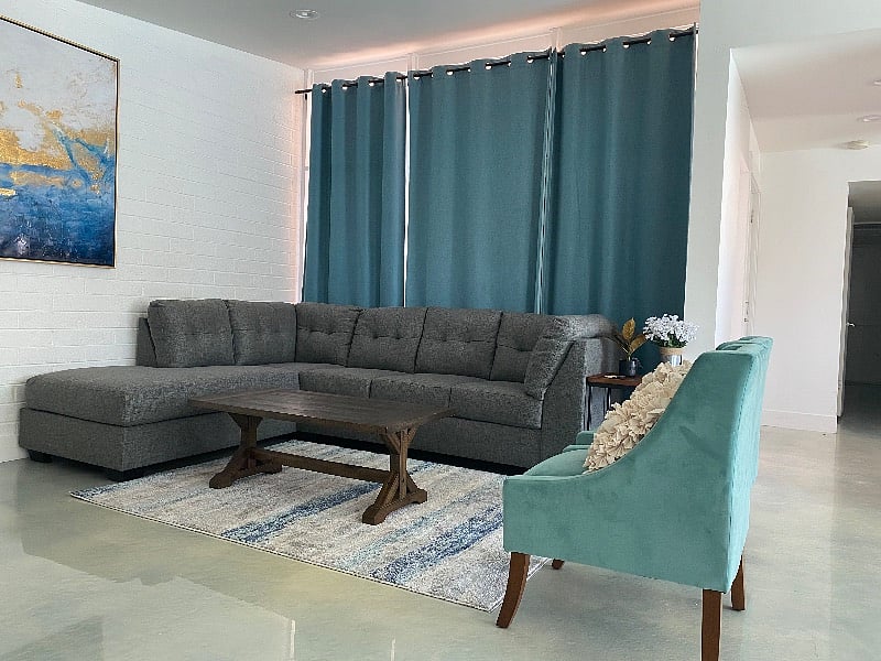 Sectional sofa