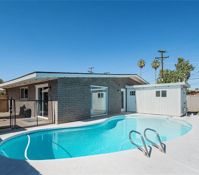 Pool fence on the side yard