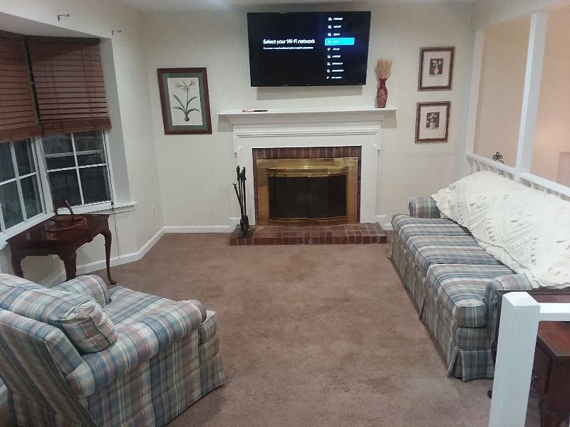 Family Room/ TV Room
