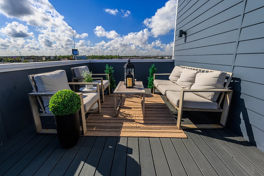 Newly renovated rooftop terrace!