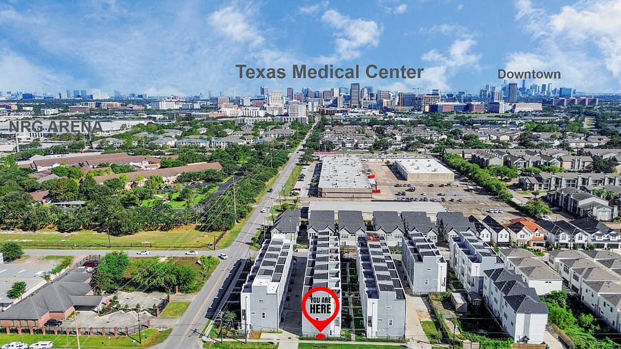 3 - 4 blocks from the world-renowned Texas Medical Center (TMC).  5 - 6 blocks from West University, Rice University, & Southside Place.  4 miles away from Downtown, Houston.  
