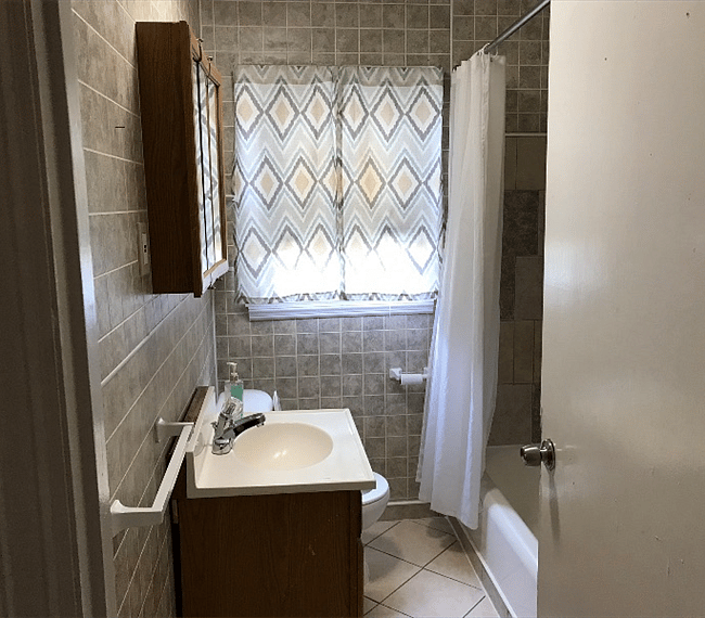 Furnished Finder property 275005_1 photo 3