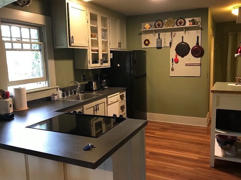 Furnished Finder property 275030_1 photo 18