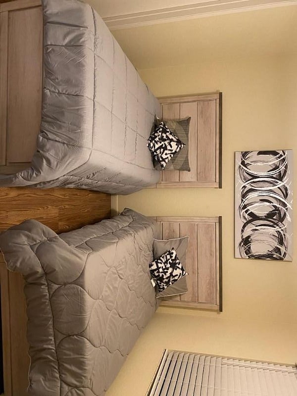 Twin Bedroom