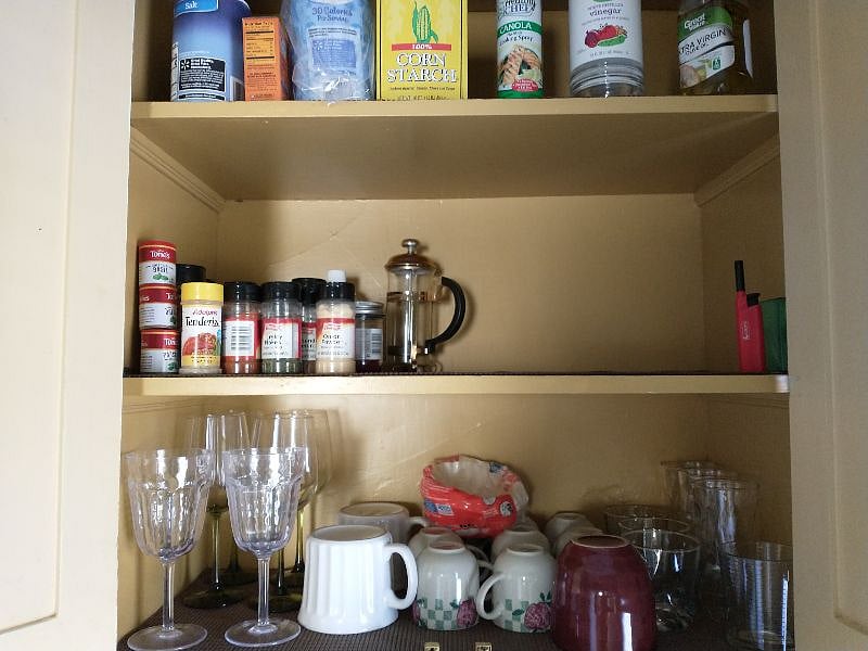 Spices, tea press, baking and cooking articles