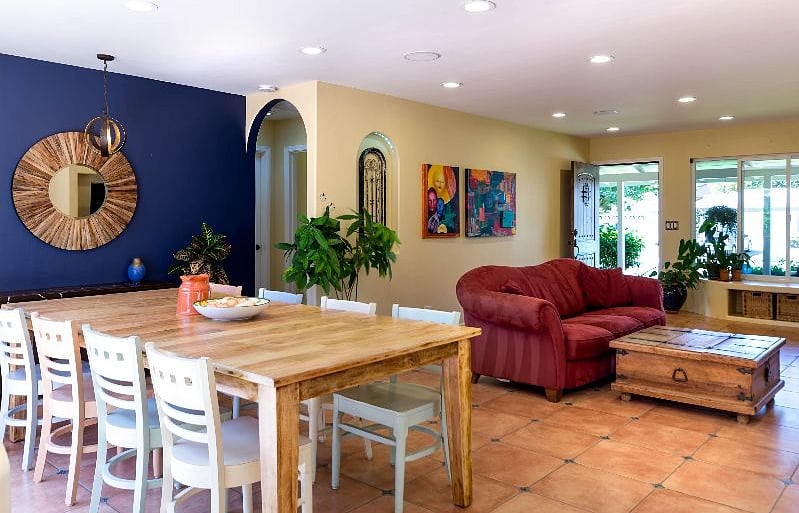 Main house Dining