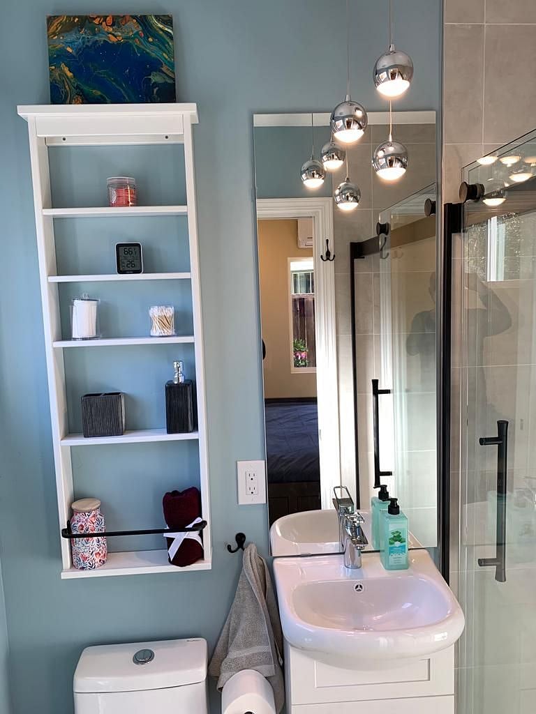Unit Bathroom