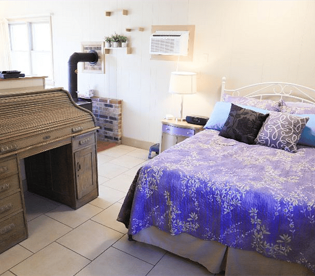 Queen bed with nightstand to include usb chargers