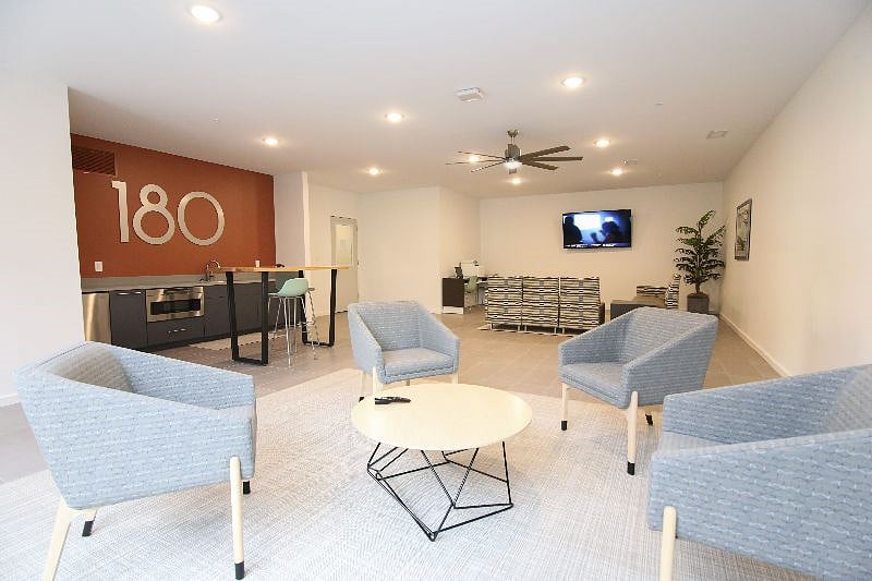 Furnished Finder property 275802_3 photo 3
