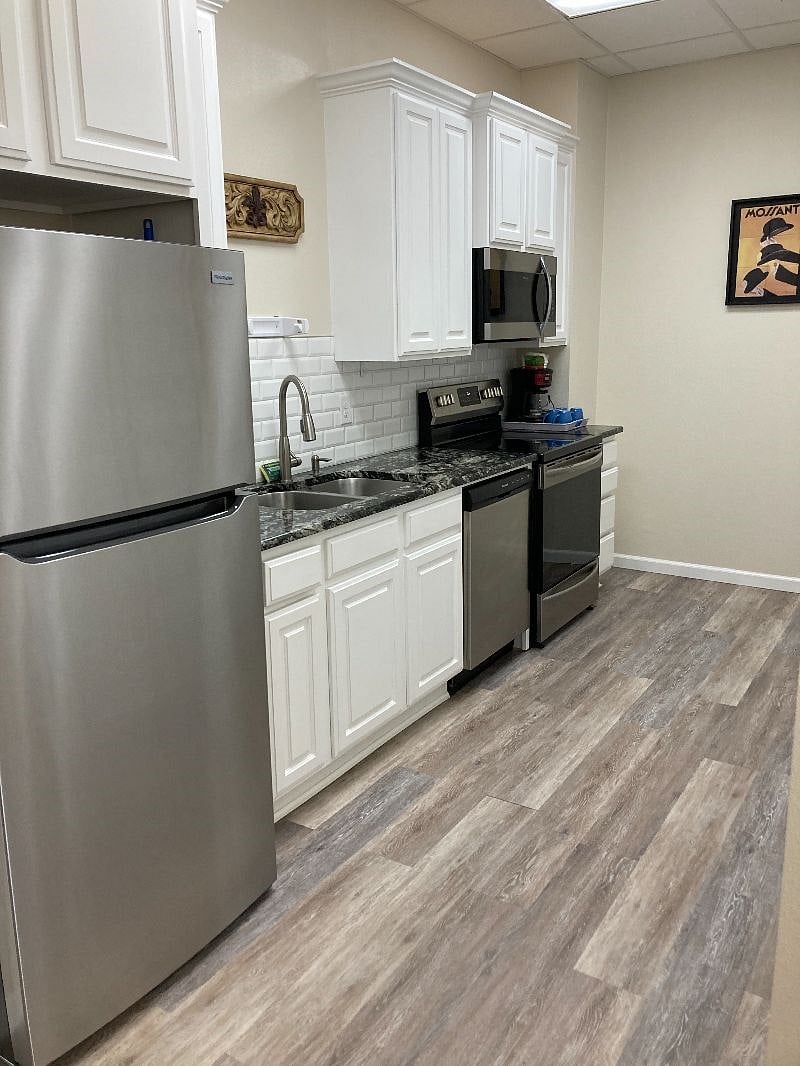 Furnished Finder property 275808_4 photo 6