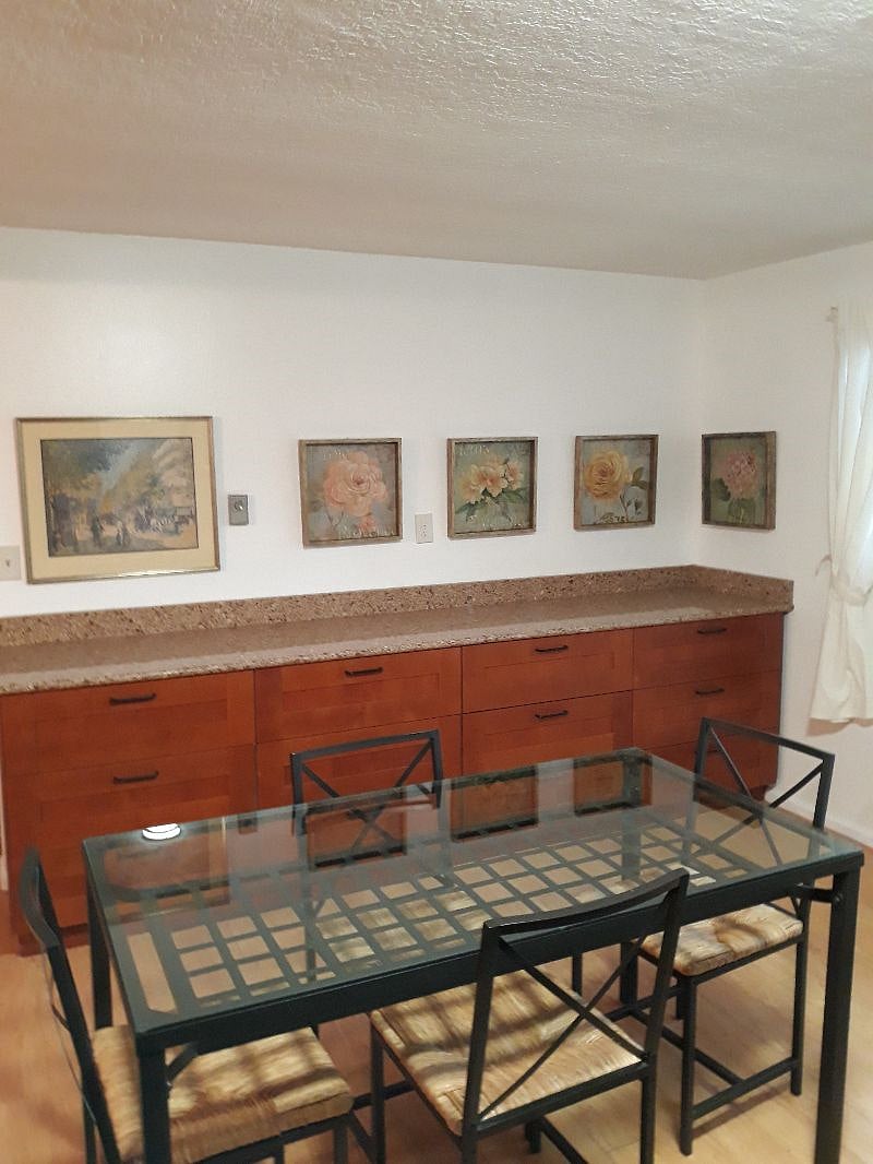 Dining Area. Lots of counter space and ample drawers for storage.