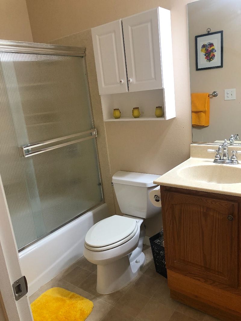 2nd Full Bathroom