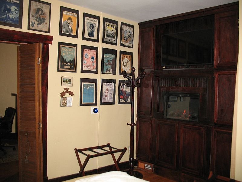 Furnished Finder property 276390_4 photo 10