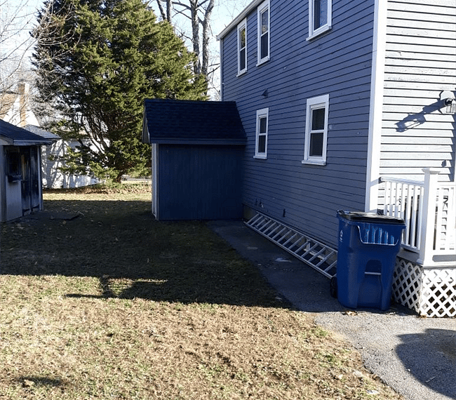 Spacious patio