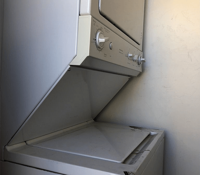 In unit washer and dryer.
