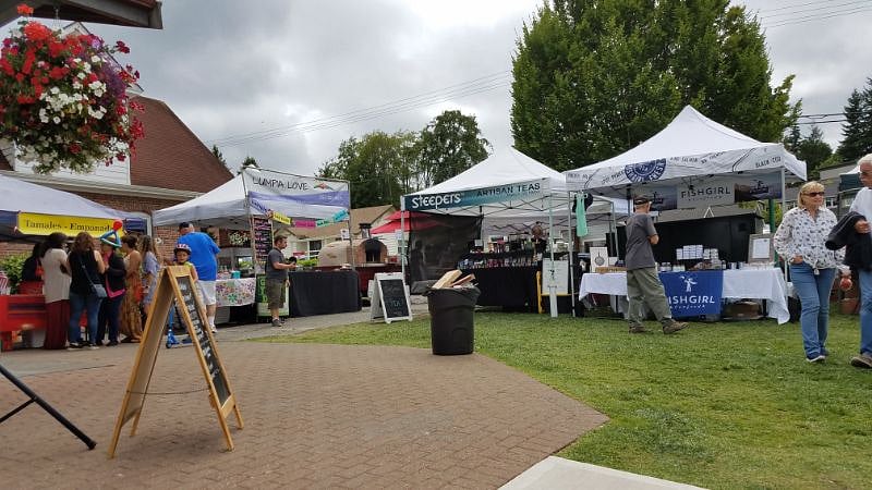 DELICIOUS FOOD AT GIG HARBOR WATERFRONT FARMER'S MARKET