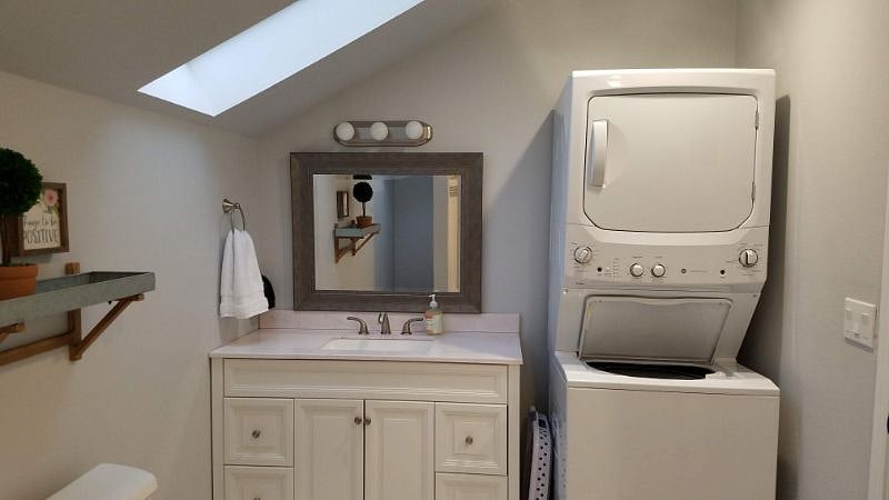BATHROOM VANITY & WASHER/DRYER
