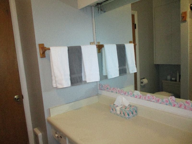 Spacious Bathroom