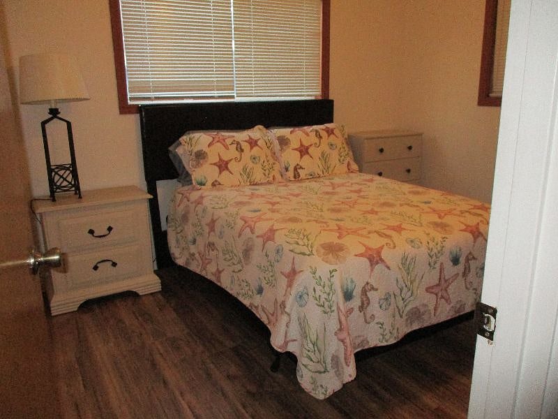 Small BD as full size bed. Summer Linens. 