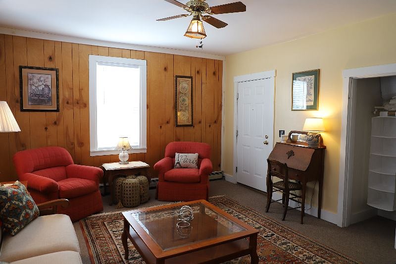 Unit B Living Room 5th view