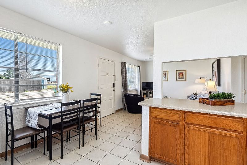 Furnished Finder property 278123_1 photo 31