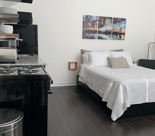 Well appointed bedroom