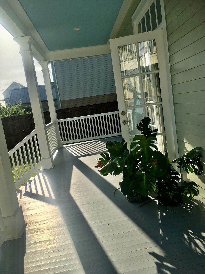 Downstairs veranda