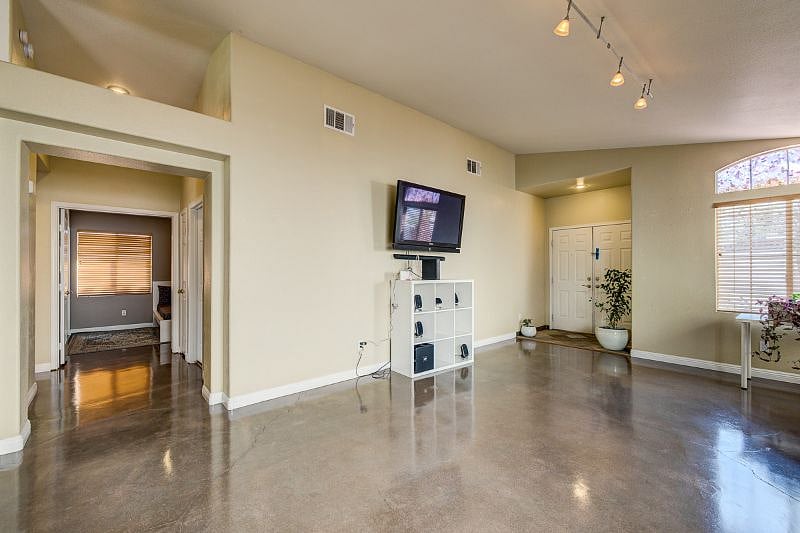 Furnished Finder property 279881_1 photo 6