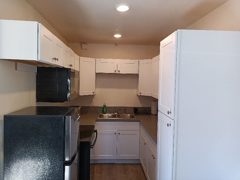 Furnished Finder property 280395_1 photo 12