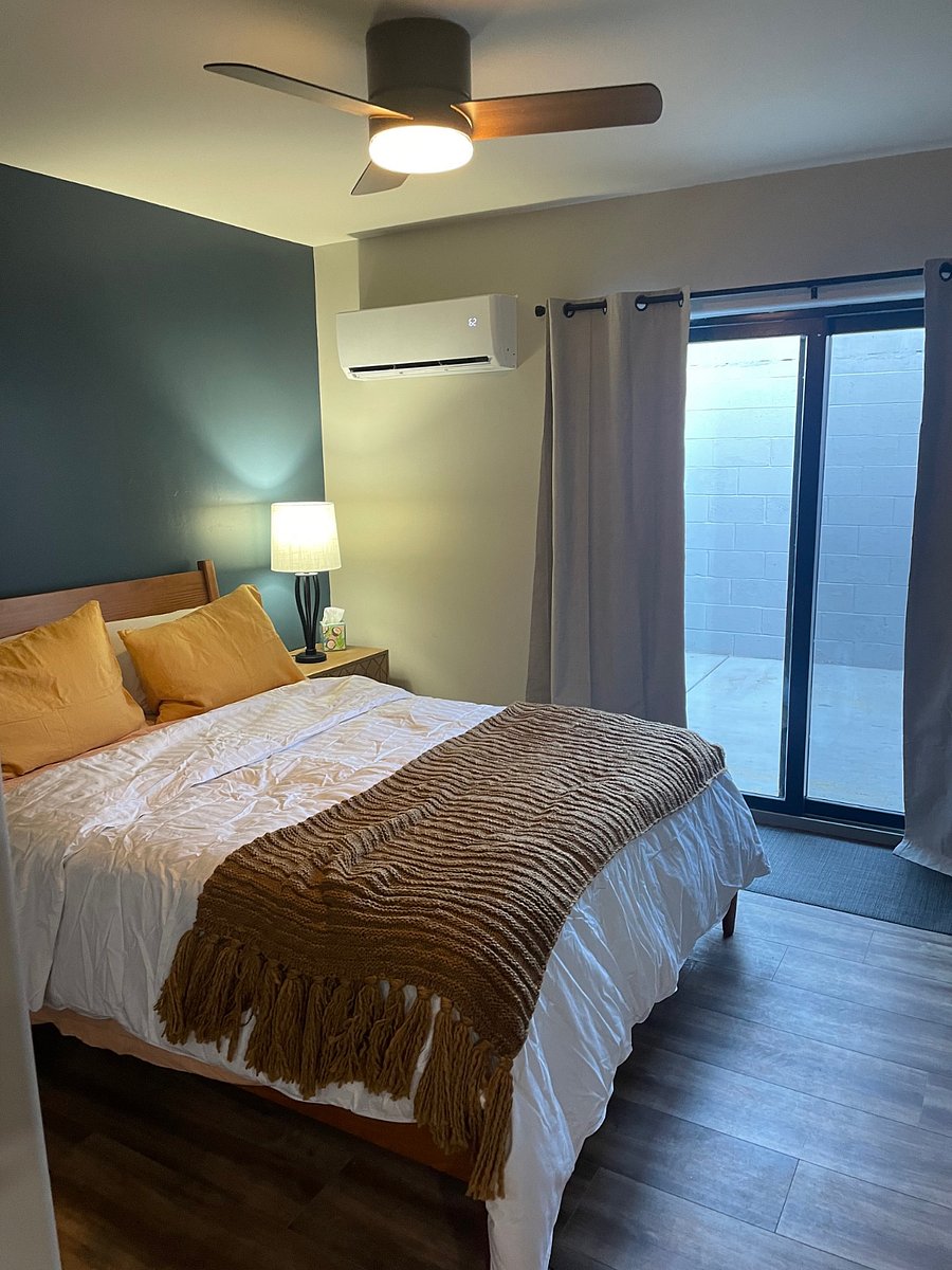 BEDROOM UNIT B