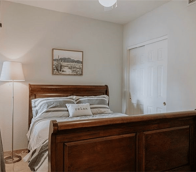2nd bedroom