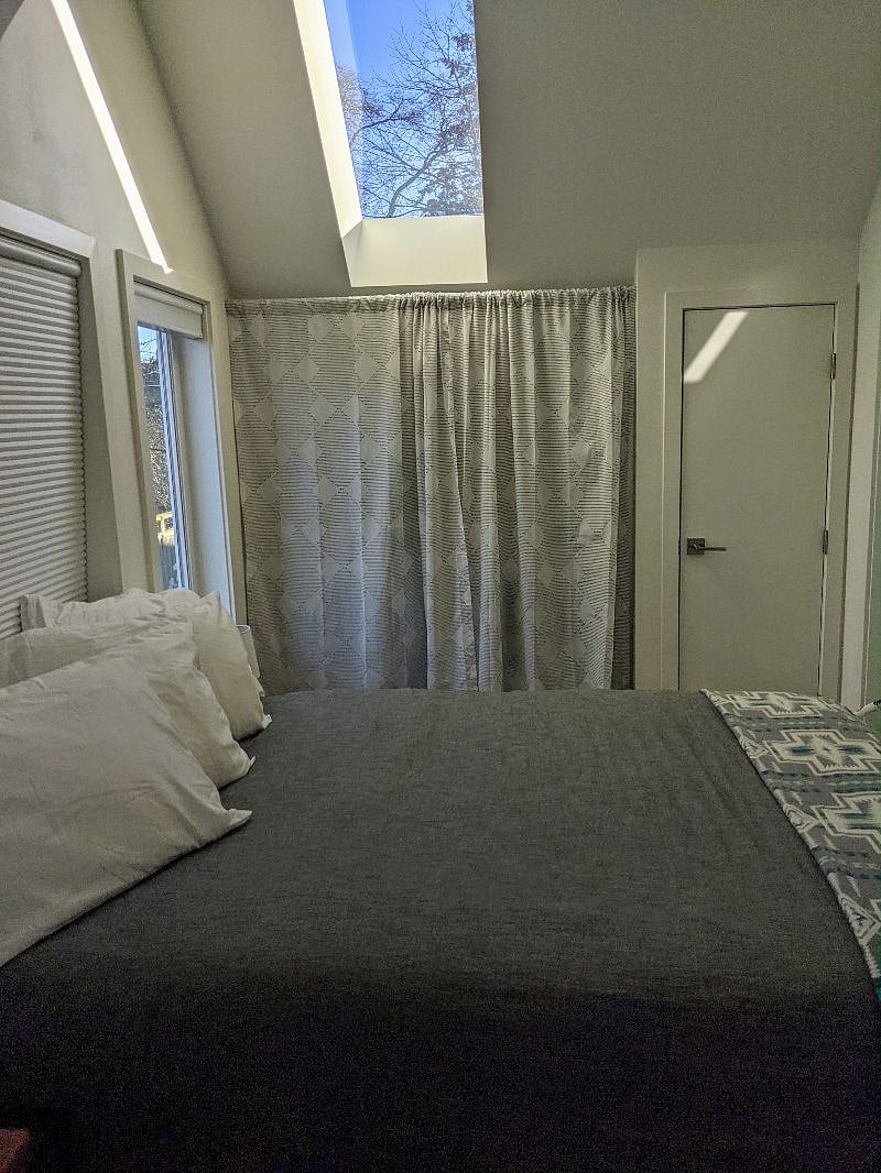 Queen Bed