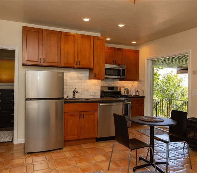 Furnished Finder property 280785_1 photo 2