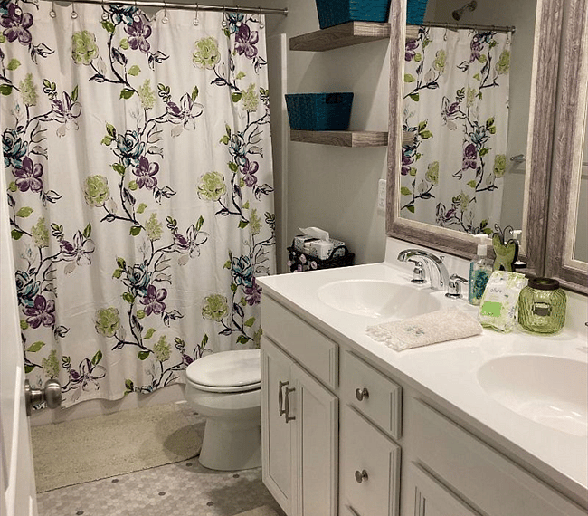 Full bathroom